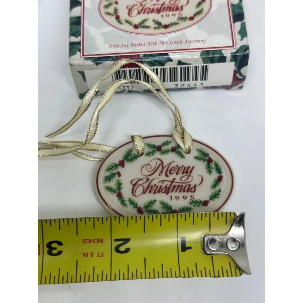 VTG 1995 Longaberger Merry Christmas Oval Tie-On Pottery‎ Ornament 2.25